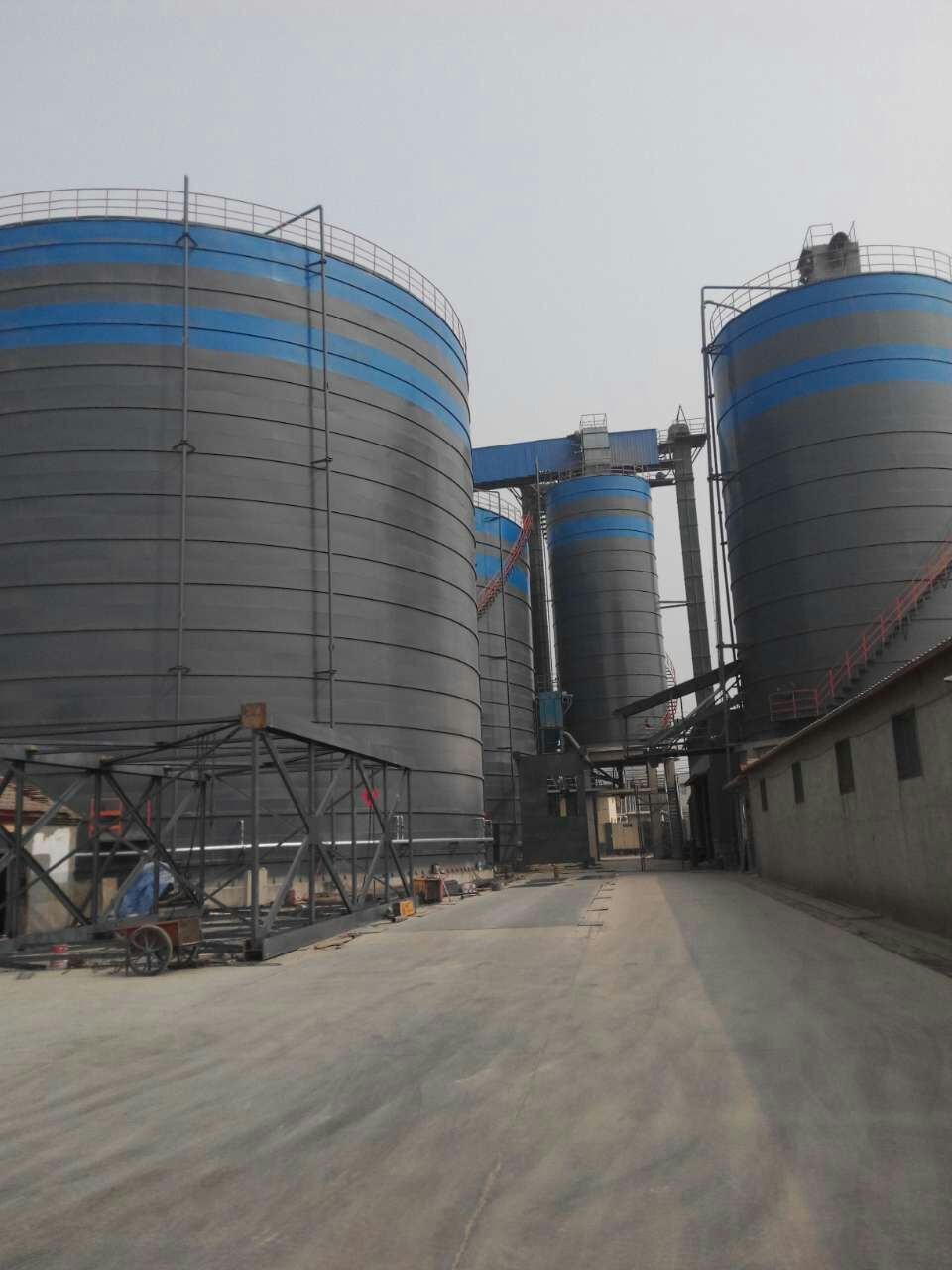 新盈镇粉煤灰储存库基础怎么建造